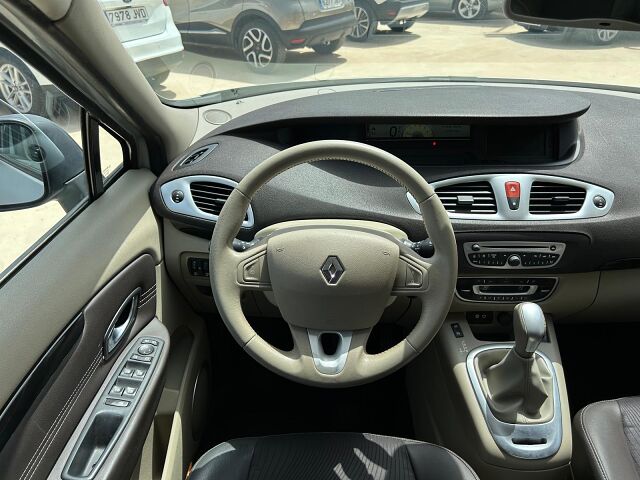 RENAULT SCENIC DYNAMIQUE 2.0 AUTO SPANISH LHD IN SPAIN 88000 MILES SUPERB 2009